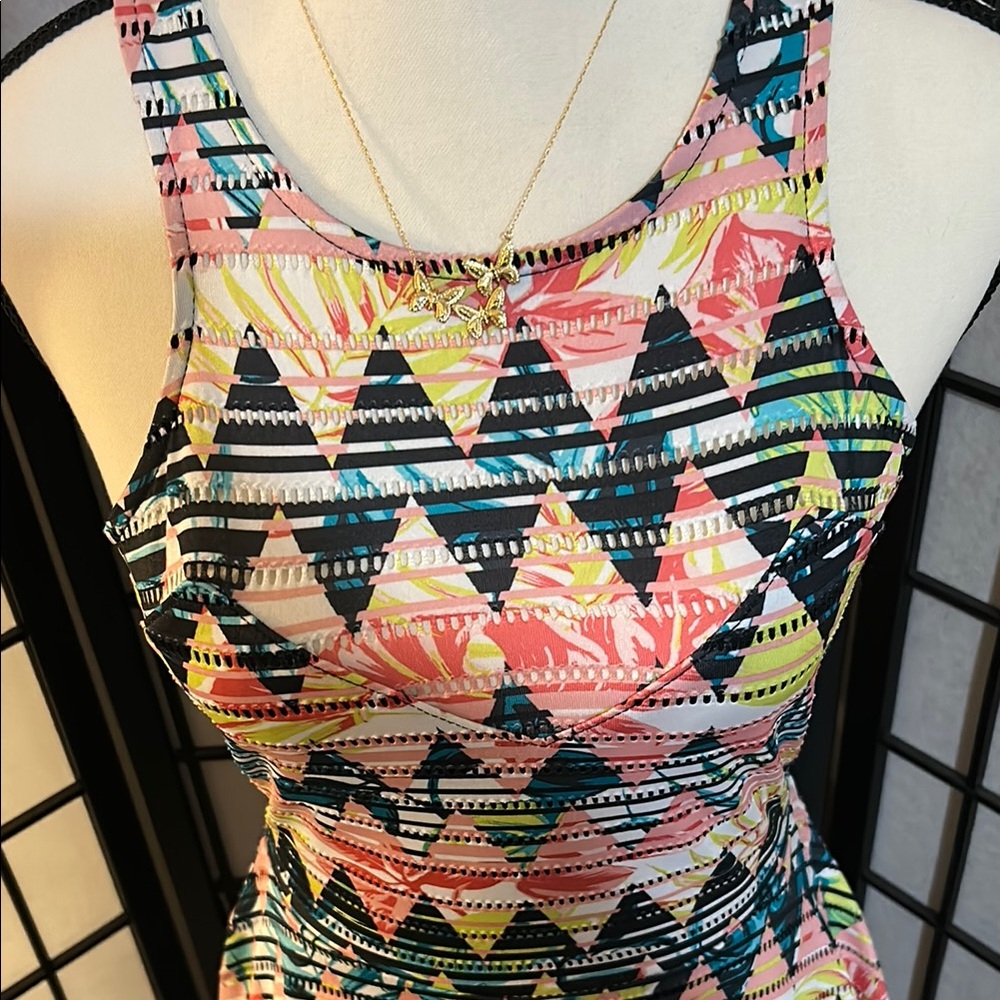 🦋Material Girl Multicolor Geometric High Low Dress - Picture 3 of 15